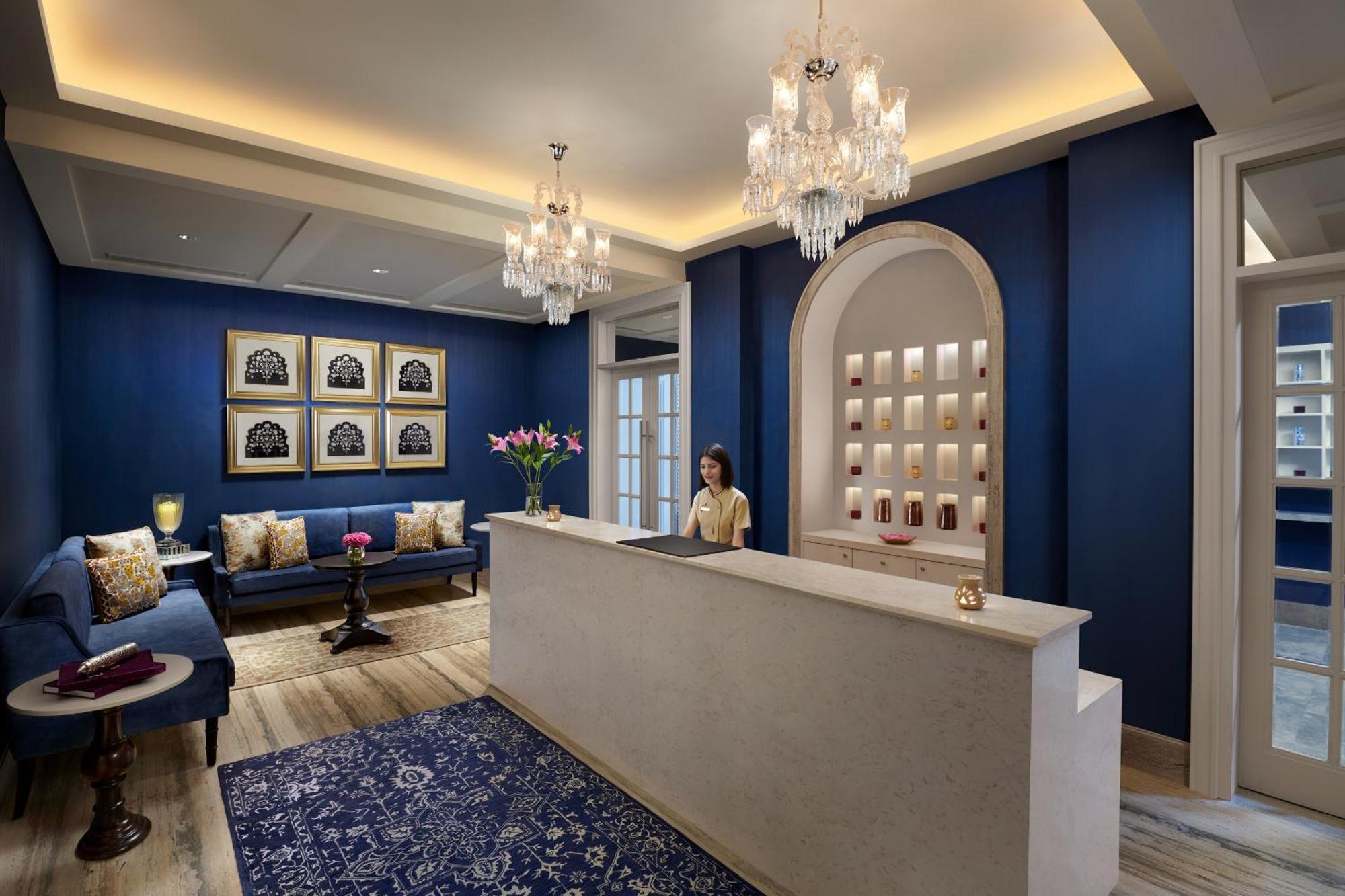 The Leela Gandhinagar Hotel Екстериор снимка