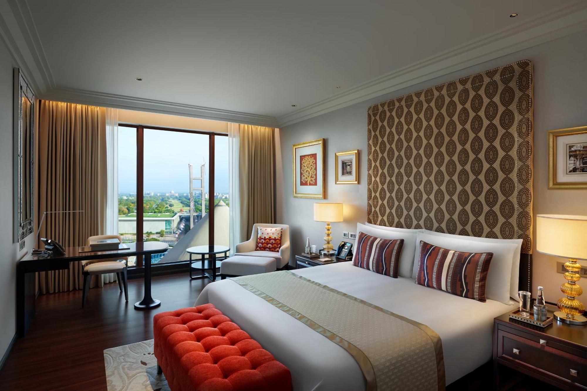 The Leela Gandhinagar Hotel Екстериор снимка