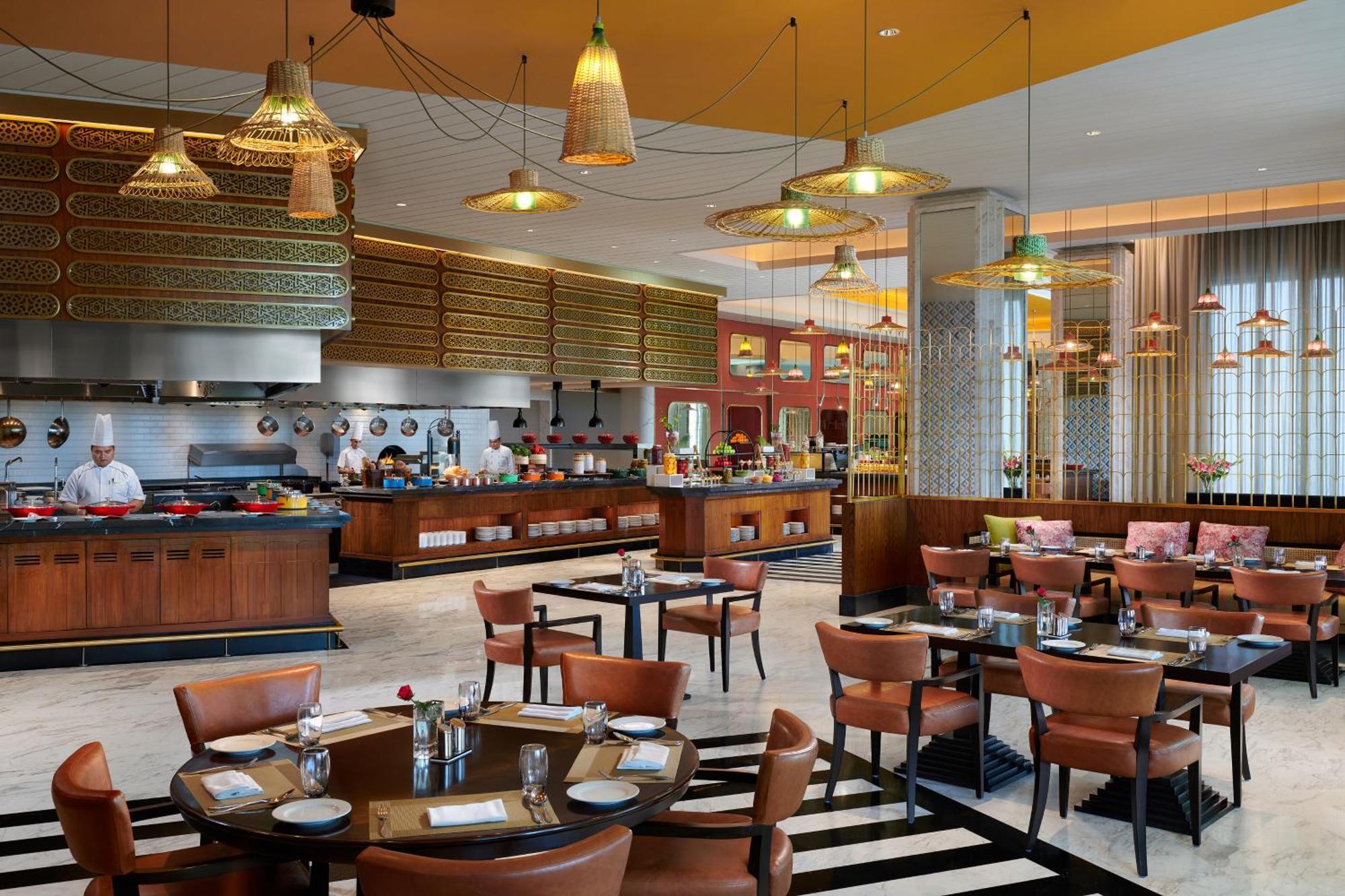 The Leela Gandhinagar Hotel Екстериор снимка